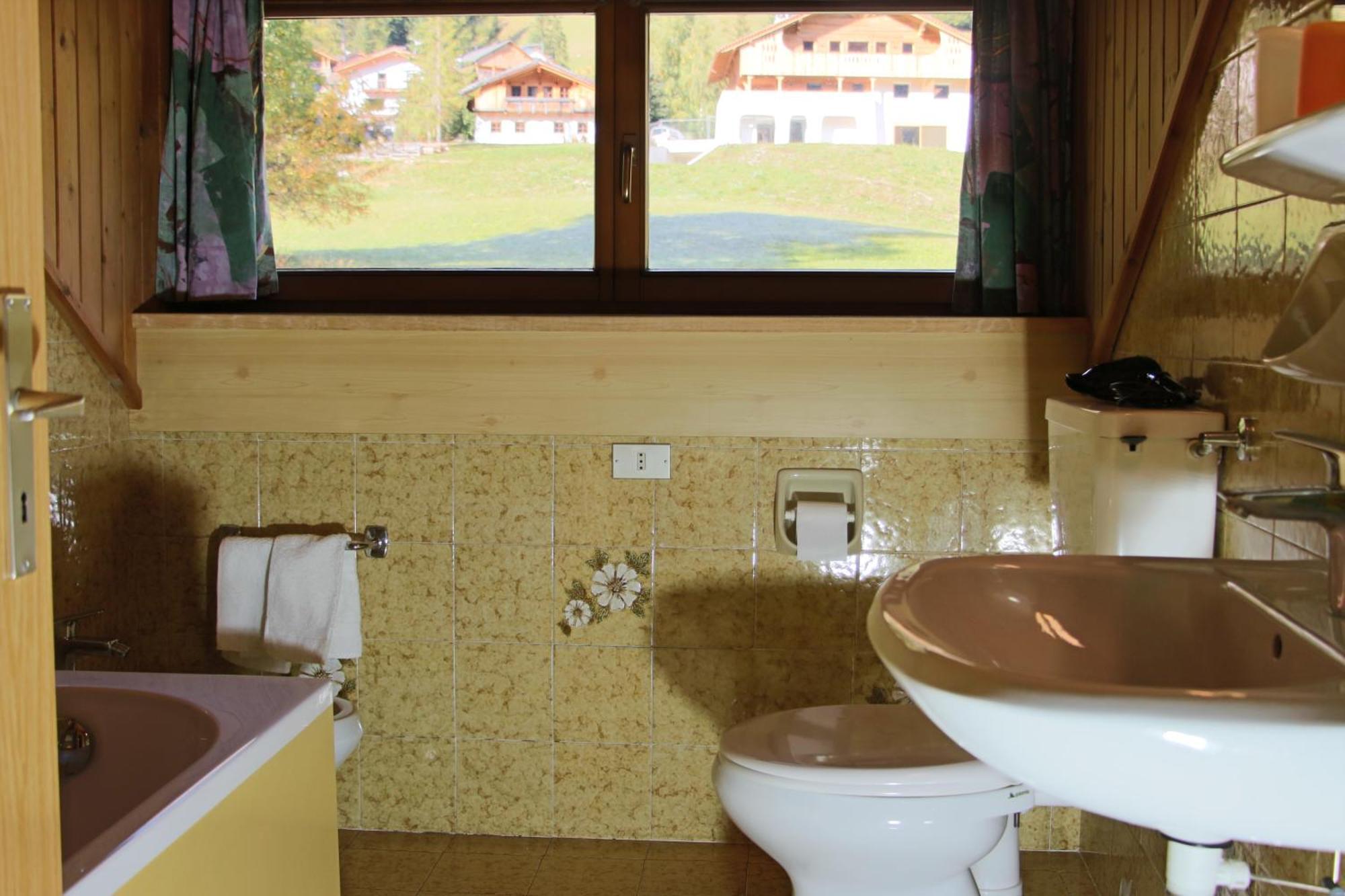 Hotel Ciasa Alfri La Villa  Zewnętrze zdjęcie